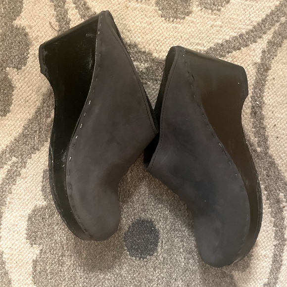 No. 6 New School clog - Picture 2 of 7